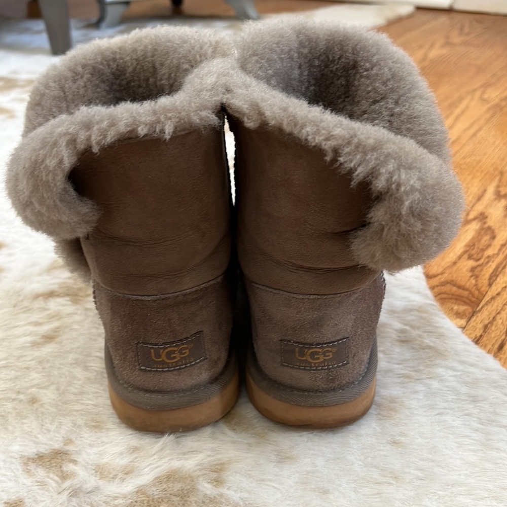 Ugg Bailey Button Short - image 3